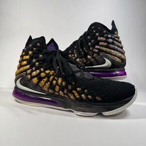 Nike LeBron 17 Lakers Mens Basketball Shoes Size 14 Purple Black BQ3177-004